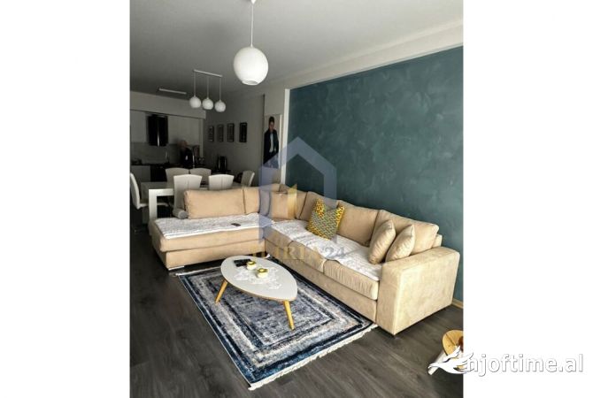 Shtepi ne shitje 3+1 ne Tirane - 160,000 Euro