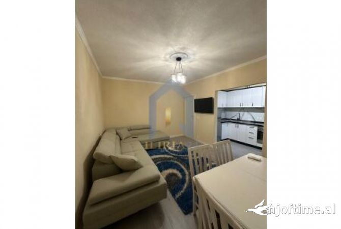 Shtepi me qera 1+1 ne Tirane - 45,000 Leke