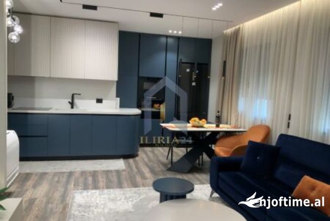 Shtepi ne shitje 2+1 ne Tirane - 300,000 Euro