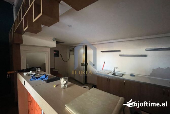Ambient biznesi me qera 1+1 ne Tirane - 800 Euro