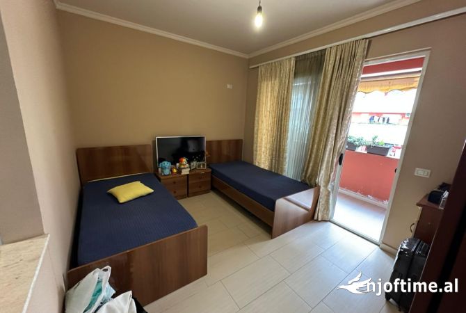 Shtepi ne shitje 2+1 ne Tirane - 100,000 Euro