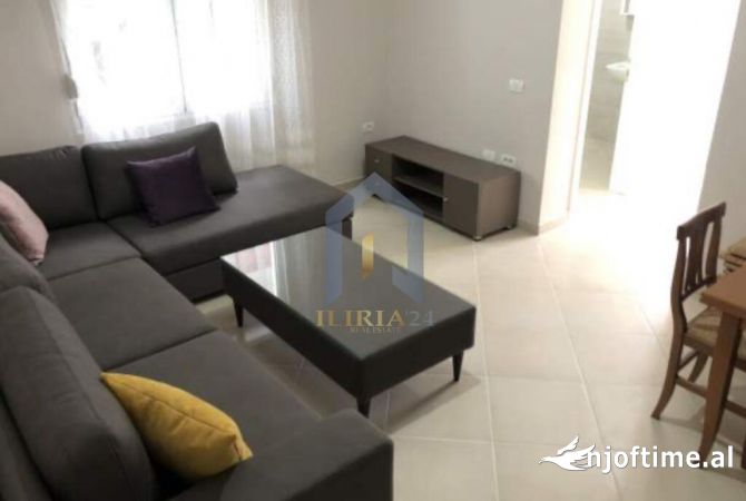 Shtepi me qera 1+1 ne Tirane - 35,000 Leke