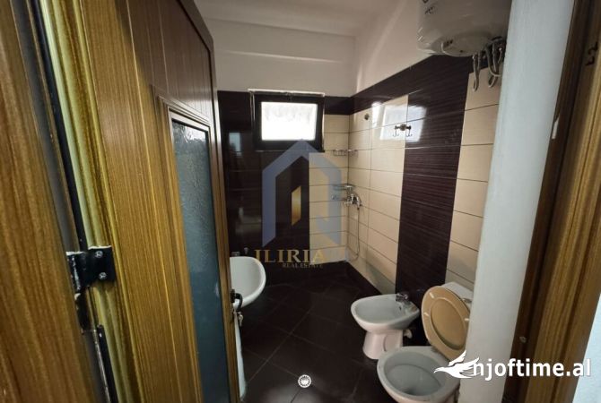 Shtepi me qera 2+1 ne Tirane - 420 Euro