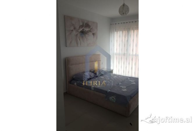 Shtepi me qera 2+1 ne Tirane - 650 Euro