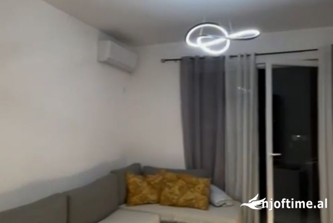 Shtepi me qera 1+1 ne Tirane - 400 Euro