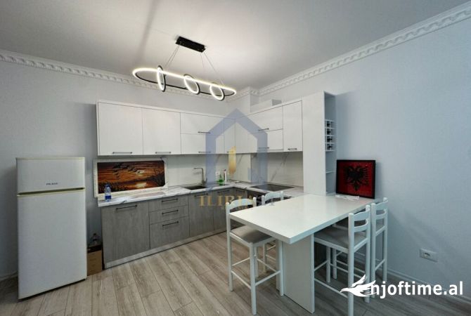 Shtepi me qera 2+1 ne Tirane - 600 Euro