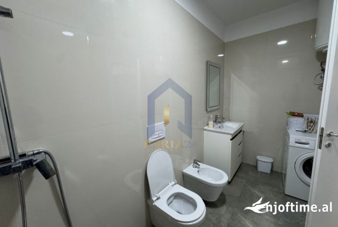 Shtepi me qera Apartament ne Tirane, 2+1, Mobilimi E mobiluar, Pagesa 600  Euro.
