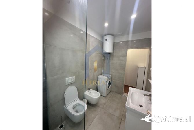 Shtepi me qera Apartament ne Tirane, 2+1, Mobilimi E mobiluar, Pagesa 500  Euro.