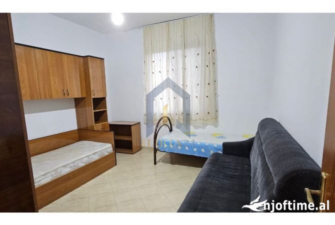 Shtepi me qera 2+1 ne Tirane - 450 Euro