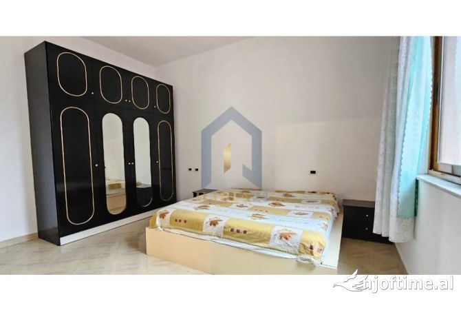 Shtepi me qera 2+1 ne Tirane - 450 Euro