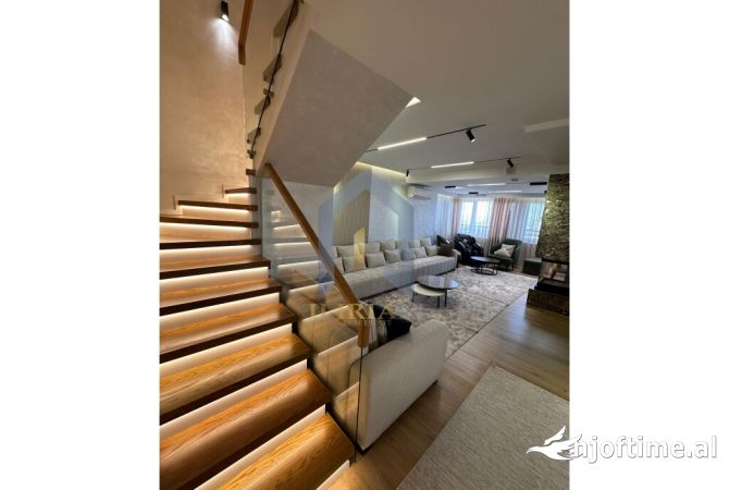 Shtepi ne shitje 4+1 ne Tirane - 600,000 Euro