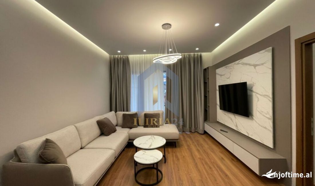 Shtepi me qera Apartament ne Tirane, 2+1, Mobilimi E mobiluar, Pagesa 830  Euro.