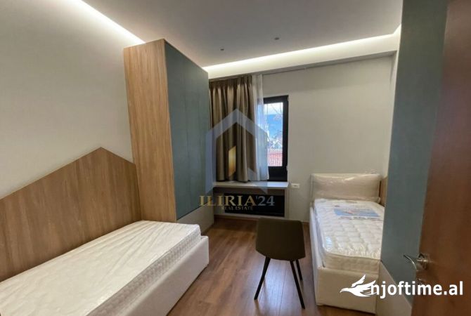 Shtepi me qera Apartament ne Tirane, 2+1, Mobilimi E mobiluar, Pagesa 830  Euro.
