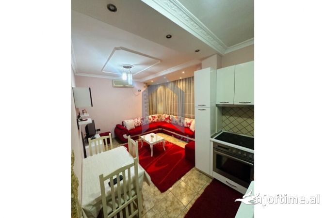 Shtepi me qera 2+1 ne Tirane - 600 Euro