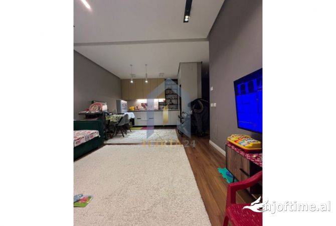 Shtepi ne shitje 1+1 ne Tirane - 135,000 Euro