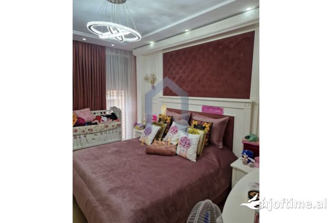 Shtepi ne shitje 1+1 ne Tirane - 186,000 Euro