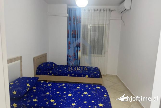 Shtepi me qera Apartament ne Tirane, 2+1, Mobilimi E mobiluar, Pagesa 550  Euro.