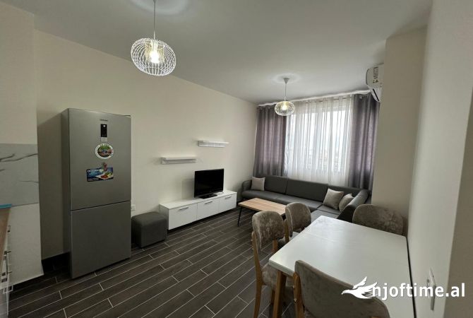 Shtepi me qera 2+1 ne Tirane - 500 Euro