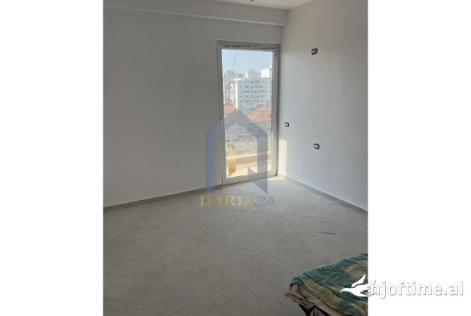 Shtepi ne shitje 2+1 ne Tirane - 224,000 Euro