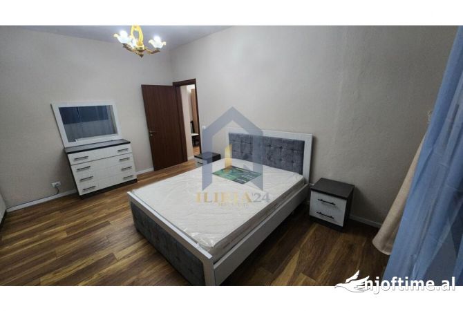 Shtepi me qera 2+1 ne Tirane - 700 Euro