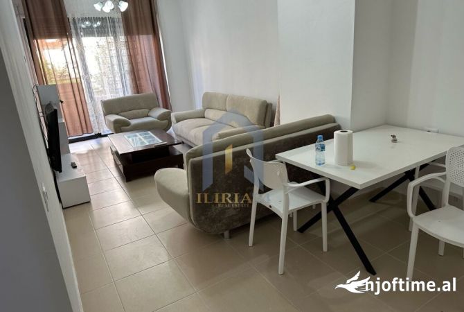 Shtepi me qera 1+1 ne Tirane - 400 Euro