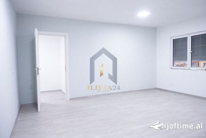 Ambient biznesi me qera 3+1 ne Tirane - 900 Euro