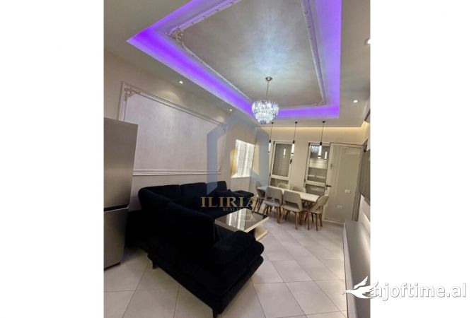 Shtepi me qera 2+1 ne Tirane - 700 Euro