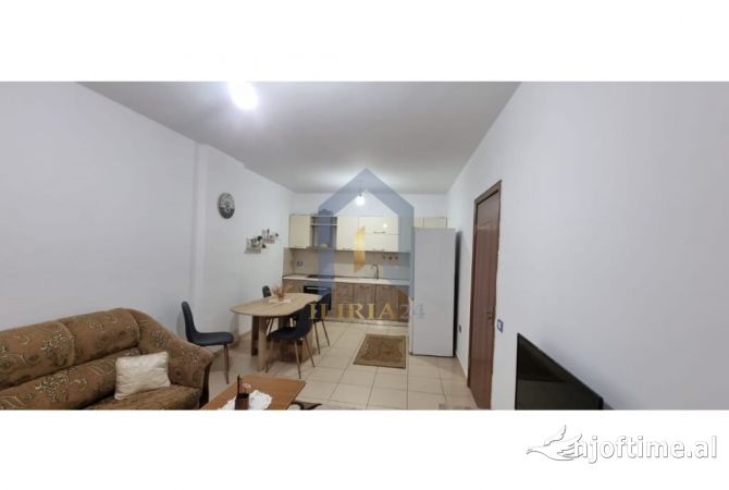 Shtepi me qera 2+1 ne Tirane - 450 Euro
