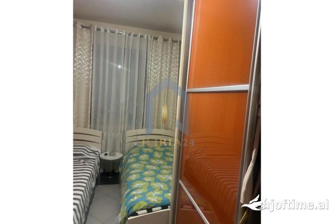 Shtepi ne shitje 1+1 ne Tirane - 120,000 Euro