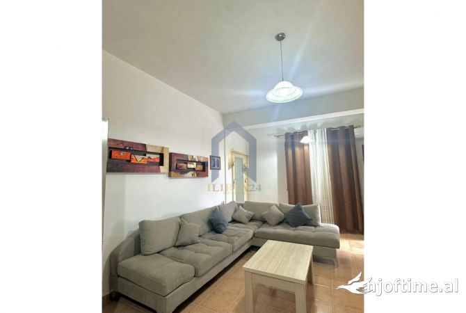 Shtepi me qera 1+1 ne Tirane - 390 Euro