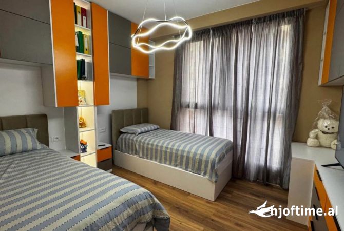 Shtepi me qera Apartament ne Tirane, 2+1, Mobilimi E mobiluar, Pagesa 750  Euro.