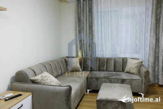 Shtepi me qera 1+1 ne Tirane - 450 Euro
