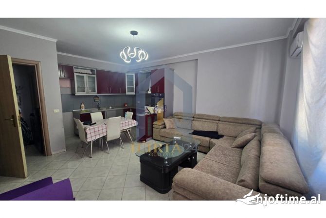 Shtepi me qera 1+1 ne Tirane - 350 Euro