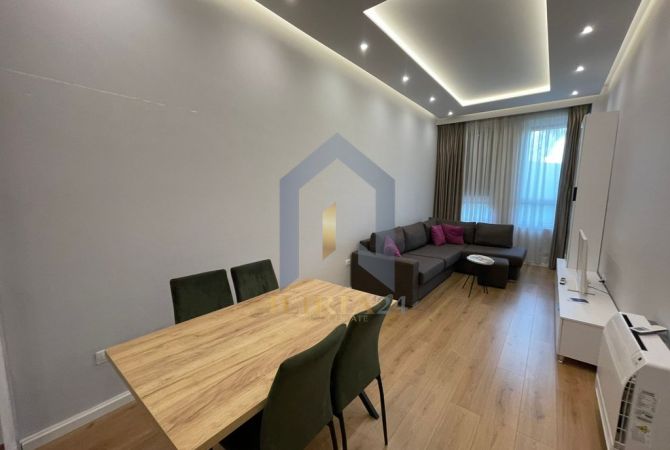 Shtepi me qera Apartament ne Tirane, 1+1, Mobilimi E mobiluar, Pagesa 500  Euro.
