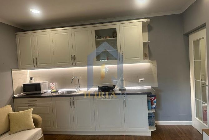 Shtepi ne shitje 2+1 ne Tirane - 160,000 Euro