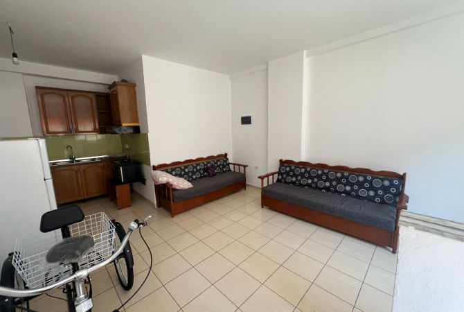 Shtepi ne shitje 1+1 ne Tirane - 75,000 Euro