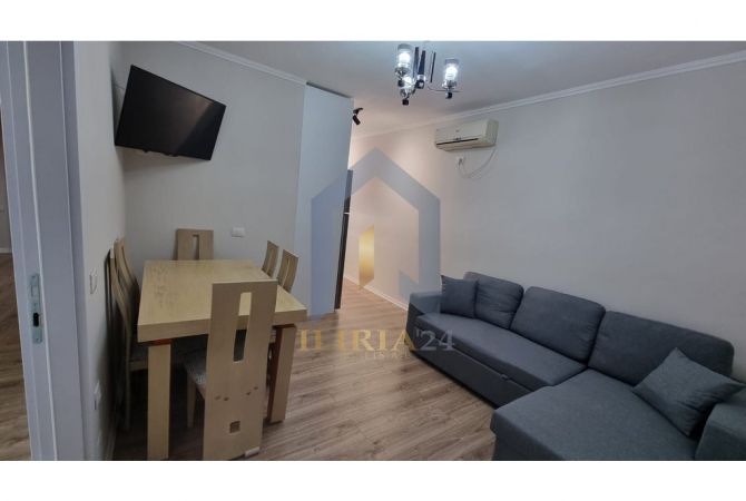 Shtepi ne shitje Apartament ne Tirane, 1+1, Mobilimi E mobiluar, Pagesa 124,000  Euro.