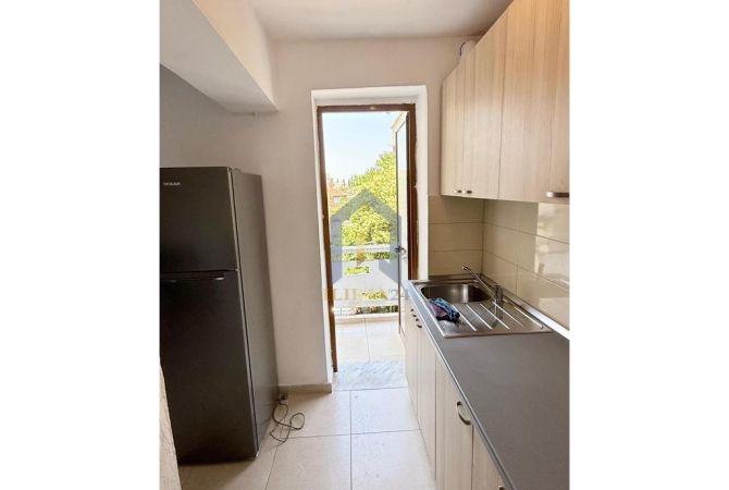Shtepi ne shitje Apartament ne Tirane, 2+1, Mobilimi E mobiluar, Pagesa 116,200  Euro.