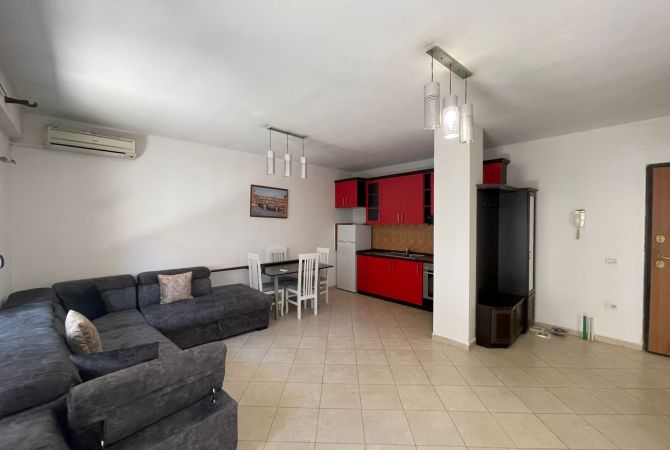 Shtepi me qera Apartament ne Tirane, 1+1, Mobilimi E mobiluar, Pagesa 550  Euro.