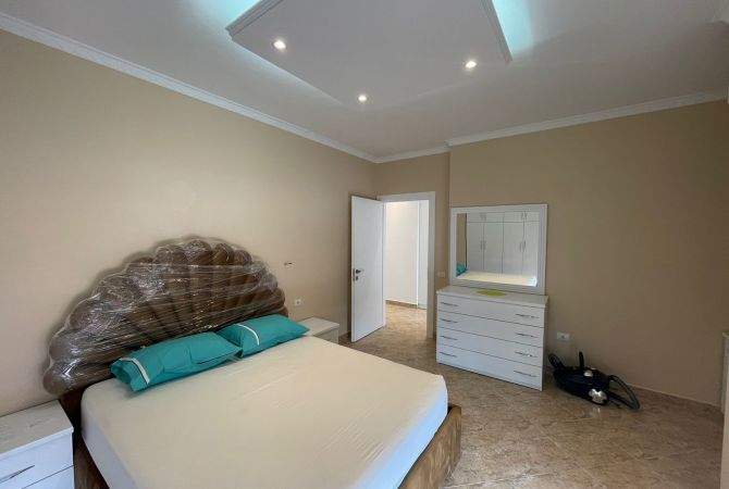 Shtepi me qera Apartament ne Tirane, 2+1, Mobilimi E mobiluar, Pagesa 800  Euro.