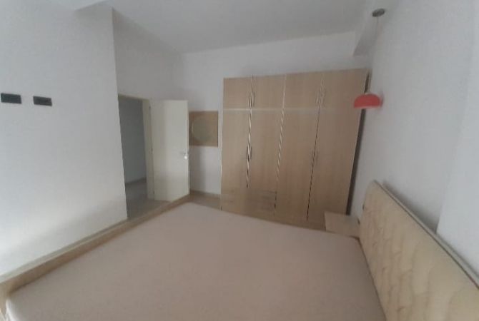 Shtepi ne shitje 1+1 ne Tirane - 76,000 Euro