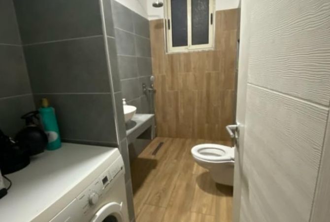 Shtepi ne shitje Apartament ne Tirane, 1+1, Mobilimi E mobiluar, Pagesa 76,000  Euro.