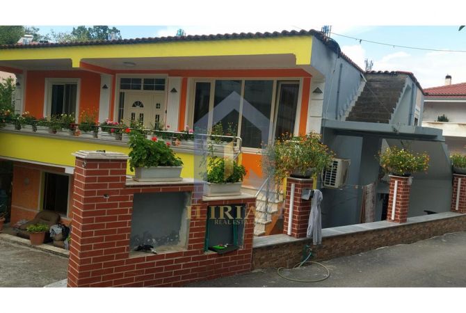 Shtepi ne shitje 6+1 ne Tirane - 320,000 Euro