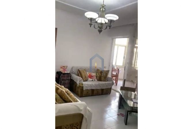 Shtepi me qera 1+1 ne Tirane - 400 Euro