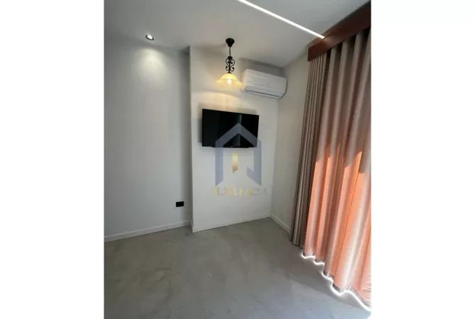Shtepi ne shitje Apartament ne Tirane, 1+1, Mobilimi E mobiluar, Pagesa 220,000  Euro.