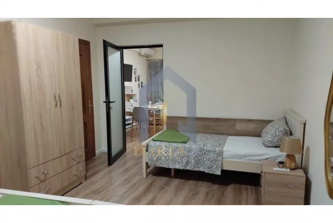 Shtepi me qera Apartament ne Tirane, 2+1, Mobilimi E mobiluar, Pagesa 600  Euro.