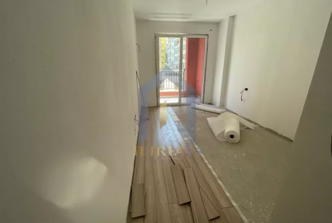 Shtepi ne shitje 1+1 ne Tirane - 155,000 Euro