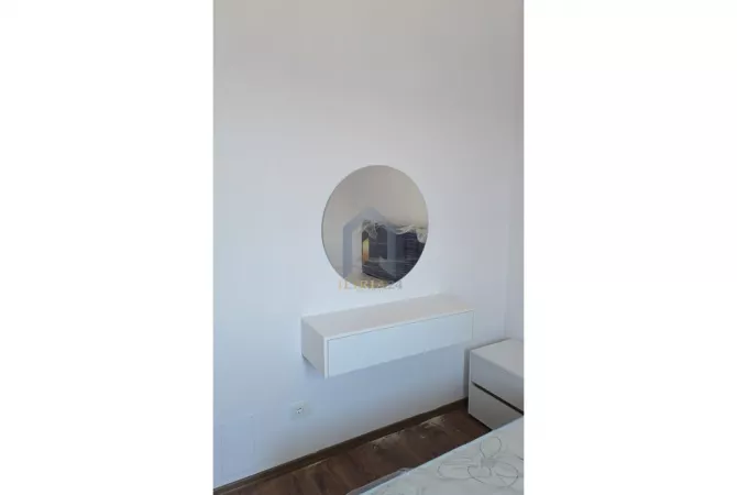 Shtepi me qera Apartament ne Tirane, 1+1, Mobilimi E mobiluar, Pagesa 35,000  Leke.