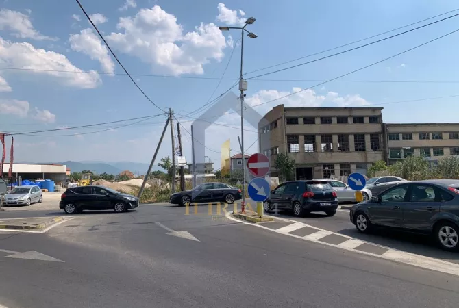 Terreno in vendita  a Alessio - 450,000 Euro
