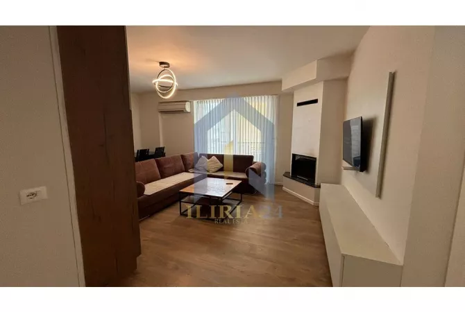 Shtepi me qera 2+1 ne Tirane - 650 Euro